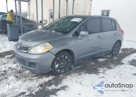 2011 Nissan Versa 1.8S z USA, uszkodzony, nr VIN 3N1BC1CP1BL486843